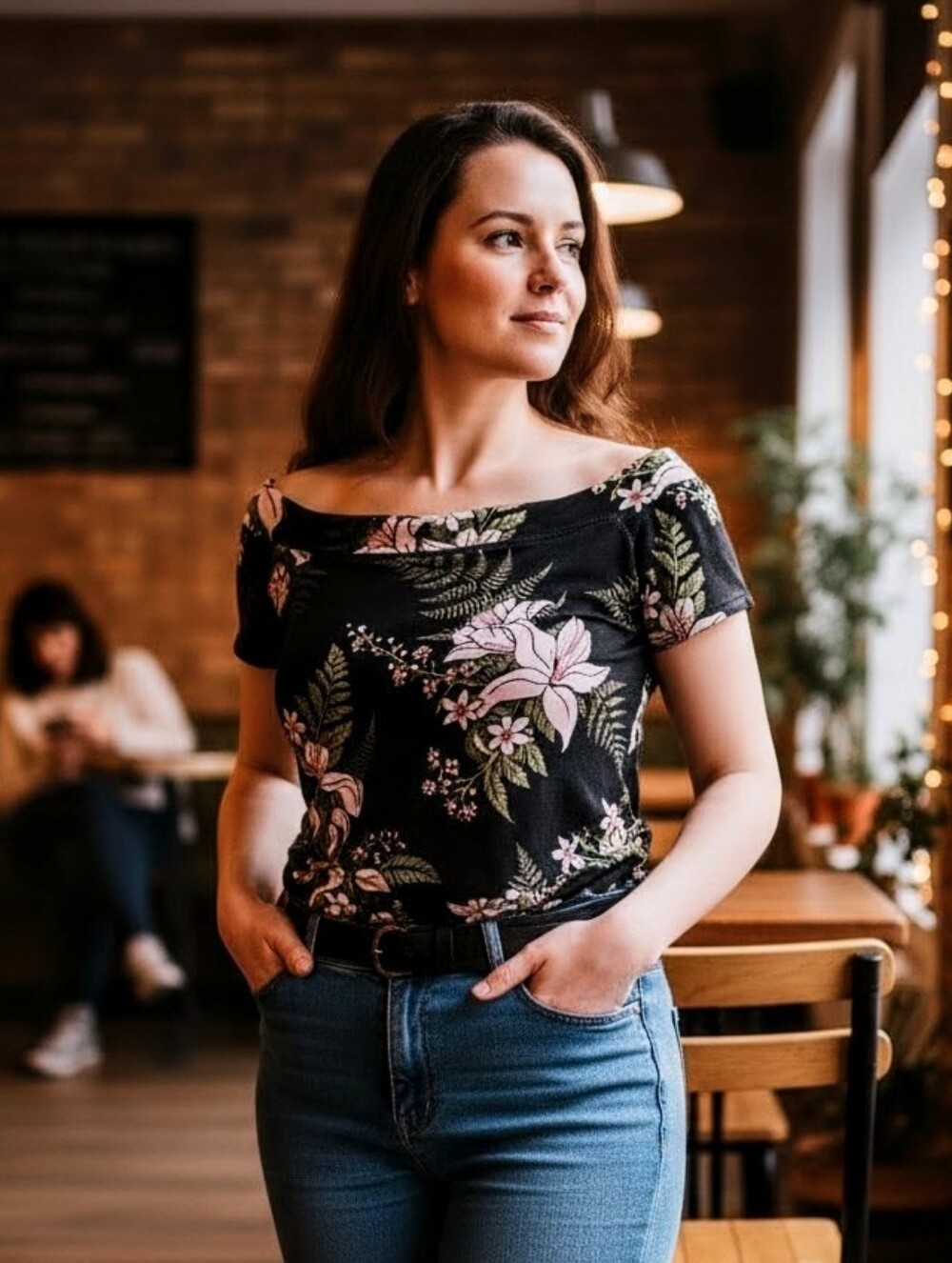 Guess Floral Top - Size Medium